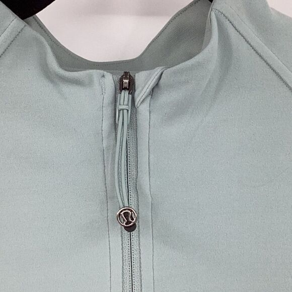 Lululemon Nulu Cropped Define Jacket in Silver Blue Sz 14 NWT - Picture 5 of 8